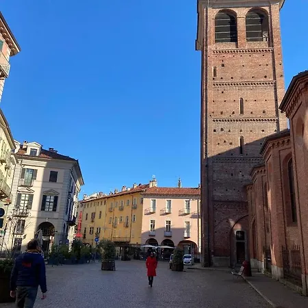Lägenhet Maschera Di Ferro In Centro Storico *